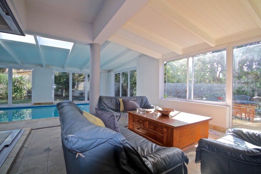 To Let 5 Bedroom Property for Rent in Sunset Beach Western Cape
